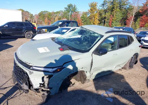 2024 Chevrolet Trax Fwd Activ z USA, uszkodzony, nr VIN KL77LKE22RC209969